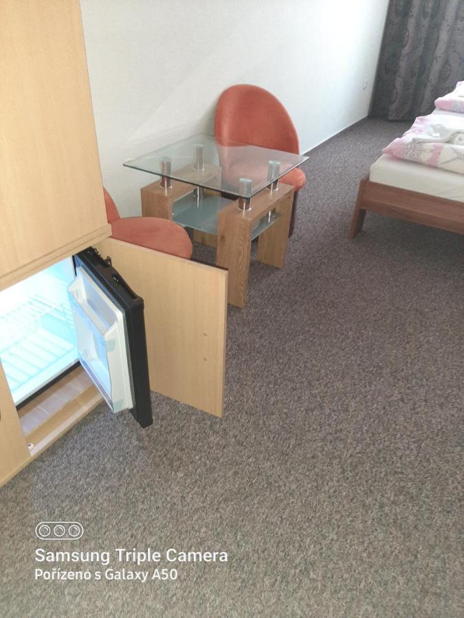 Hotel Vagonka Studenka ภายนอก รูปภาพ